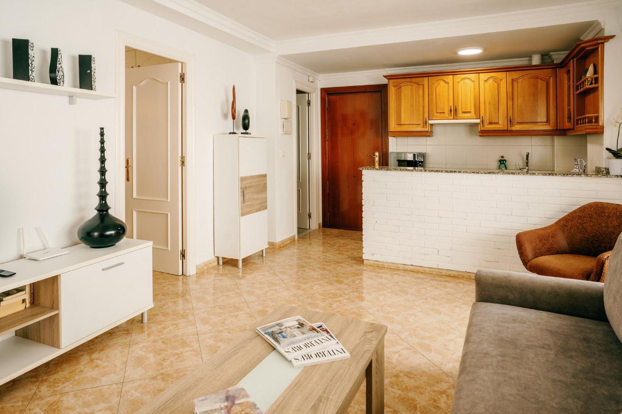 Apartment A&n Plazamar 2-3-1 Torre Del Mar